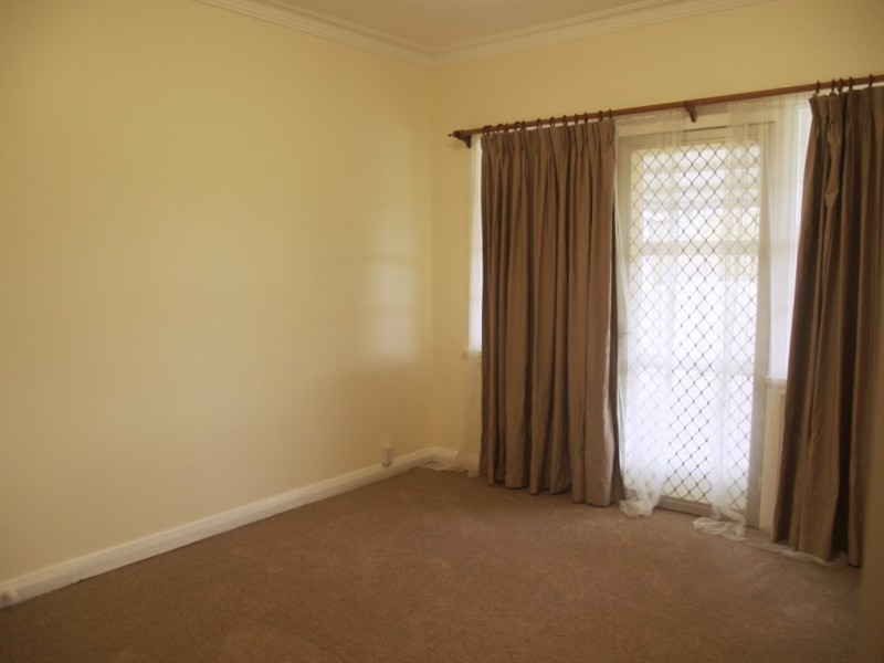 1 Watson St, Bega NSW 2550