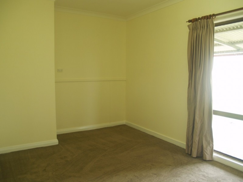 1 Watson St, Bega NSW 2550