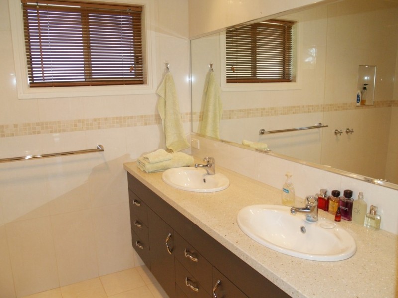 183 Reedy Swamp Rd, Tarraganda NSW 2550