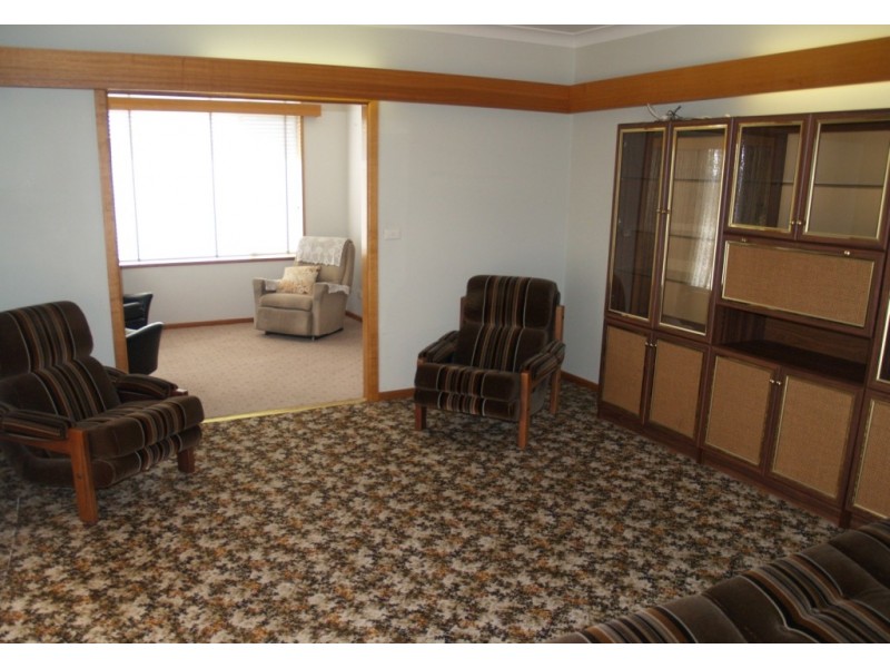 26 Spindler St, Bega NSW 2550