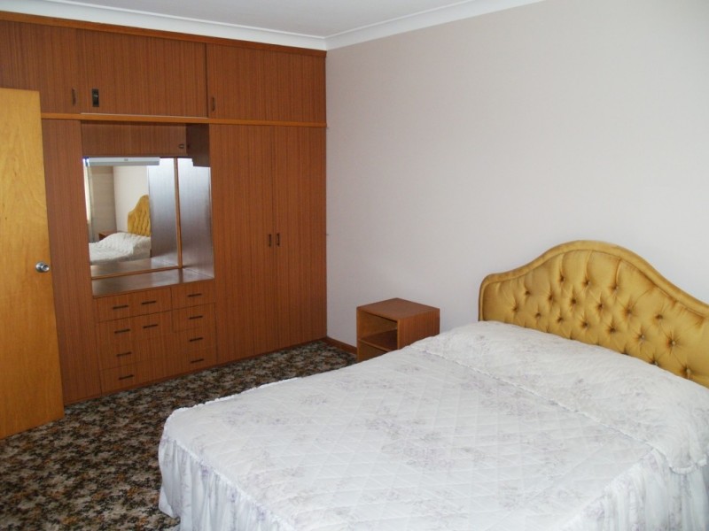 26 Spindler St, Bega NSW 2550