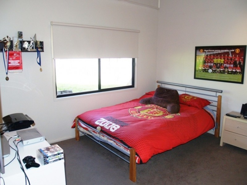 28 Minyama Parade, Bega NSW 2550