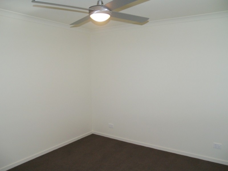 60 Glen Mia Drive, Bega NSW 2550