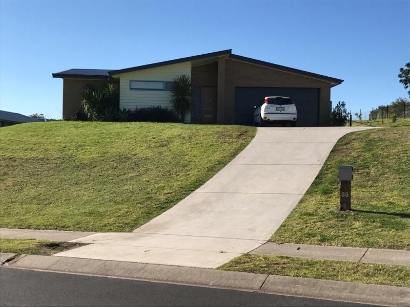 60 Glen Mia Drive, Bega NSW 2550