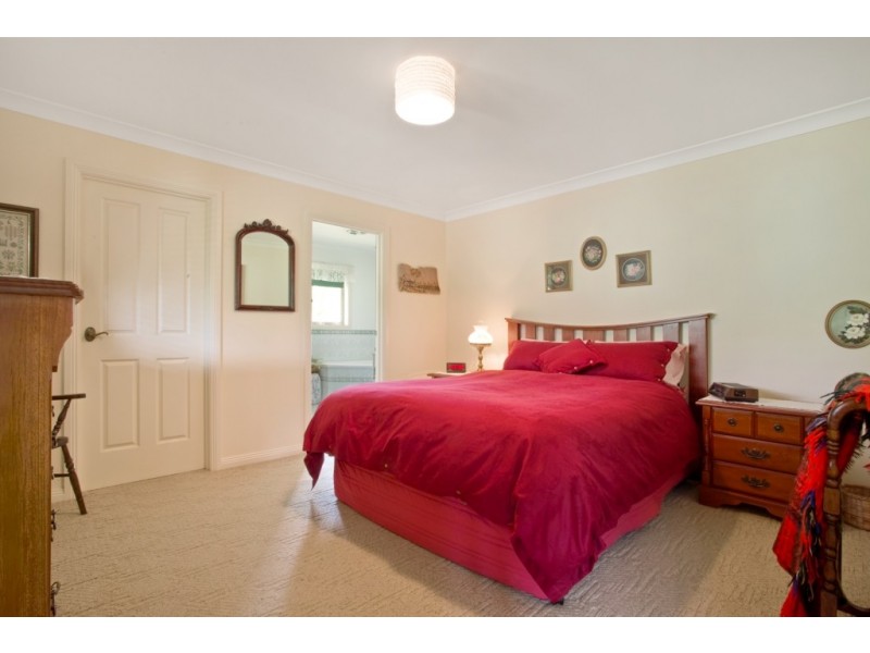 32 Tickalara Close, Tathra NSW 2550