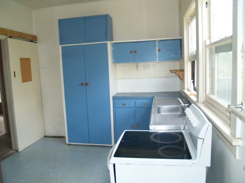 10 Wallace St, Bega NSW 2550