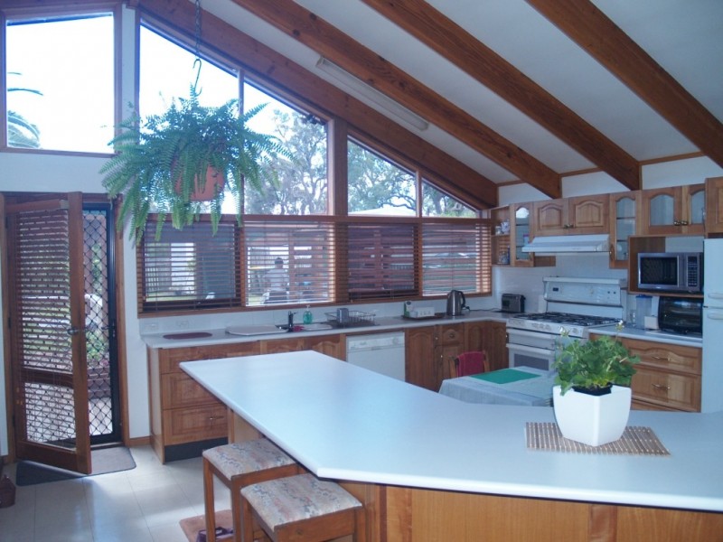 31 Bunyarra Drive, Bega NSW 2550