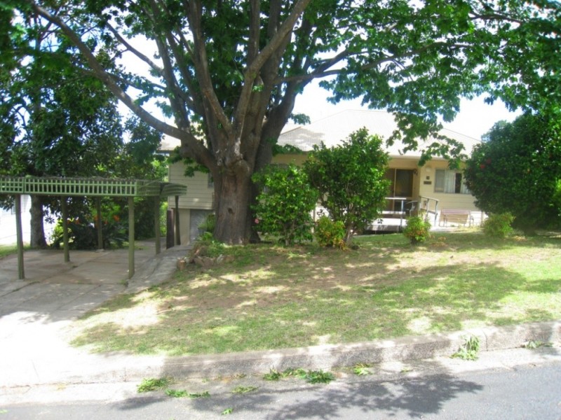 12 Belmore St, Bega NSW 2550