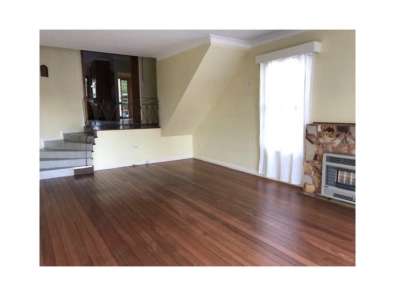 12 Belmore St, Bega NSW 2550