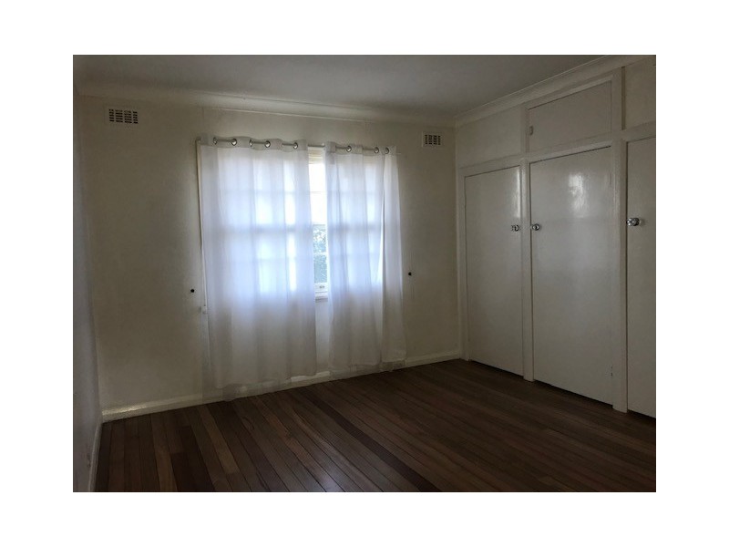 12 Belmore St, Bega NSW 2550