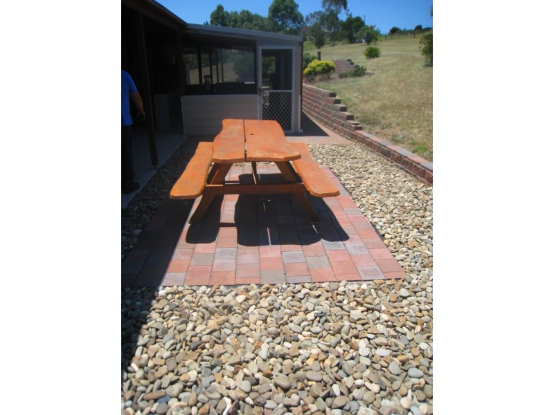 73 Max Slater Dr, Bega NSW 2550