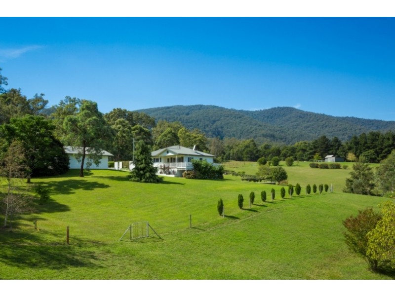 300 Glen Oaks Road, Brogo NSW 2550