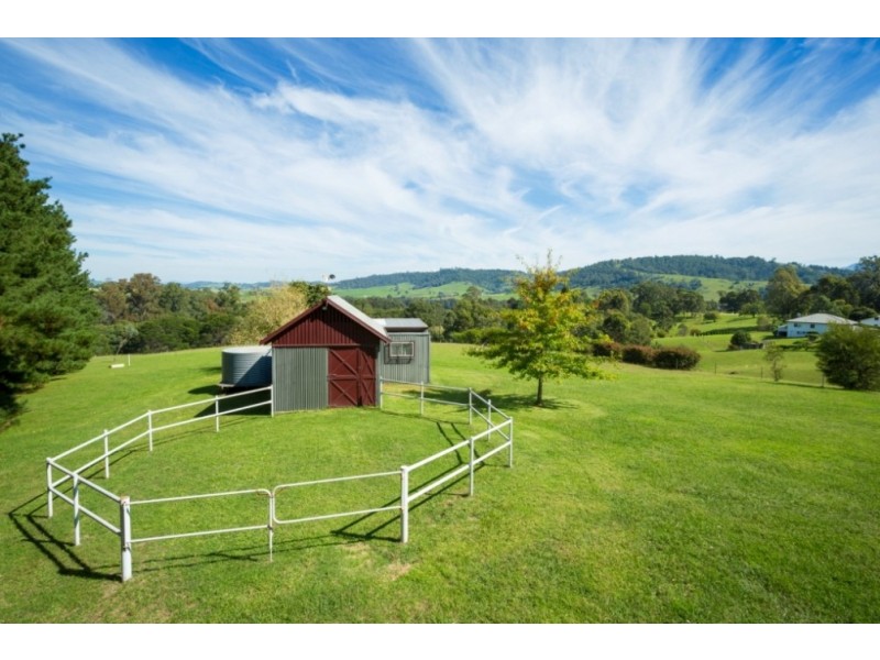 300 Glen Oaks Road, Brogo NSW 2550