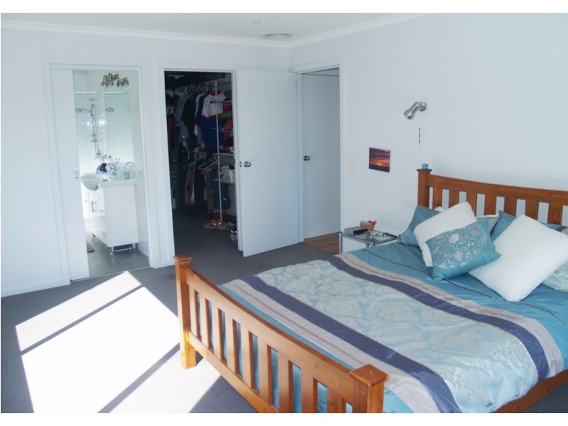 7-9 Kameruka St, Candelo NSW 2550