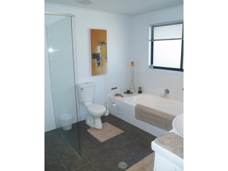 7-9 Kameruka St, Candelo NSW 2550