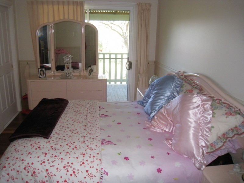 235 Goughs Rd, Yowrie NSW 2550