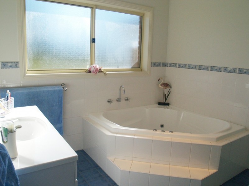 99 Coopers Gully Rd, Bega NSW 2550