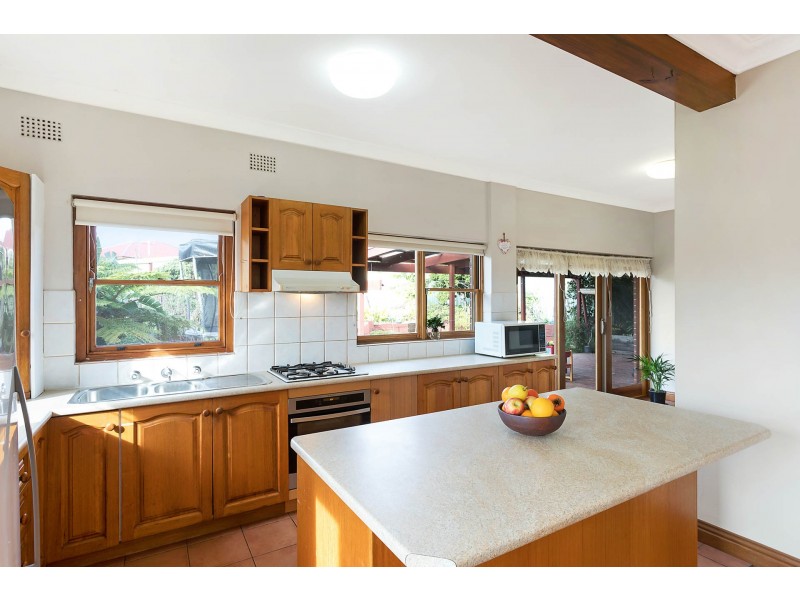 46 Ravenswood St, Bega NSW 2550