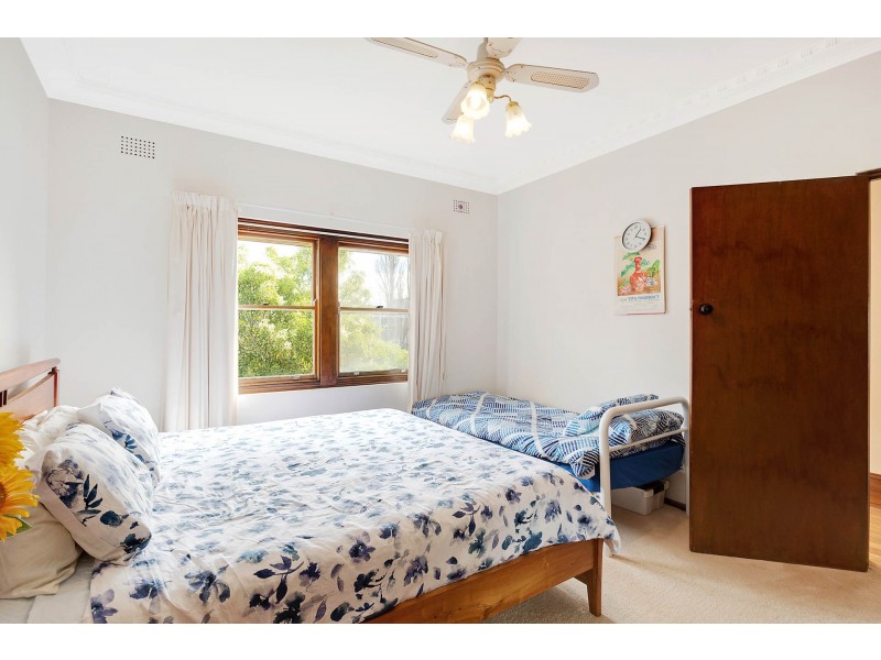 46 Ravenswood St, Bega NSW 2550