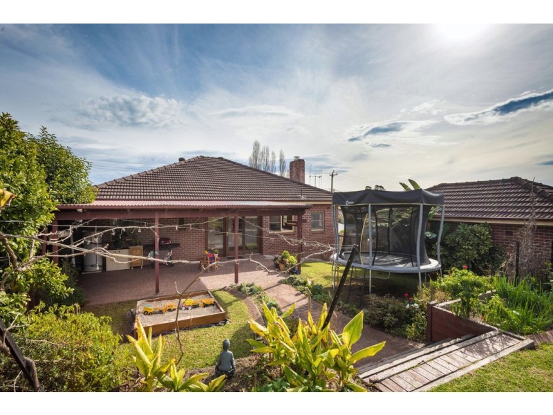 46 Ravenswood St, Bega NSW 2550