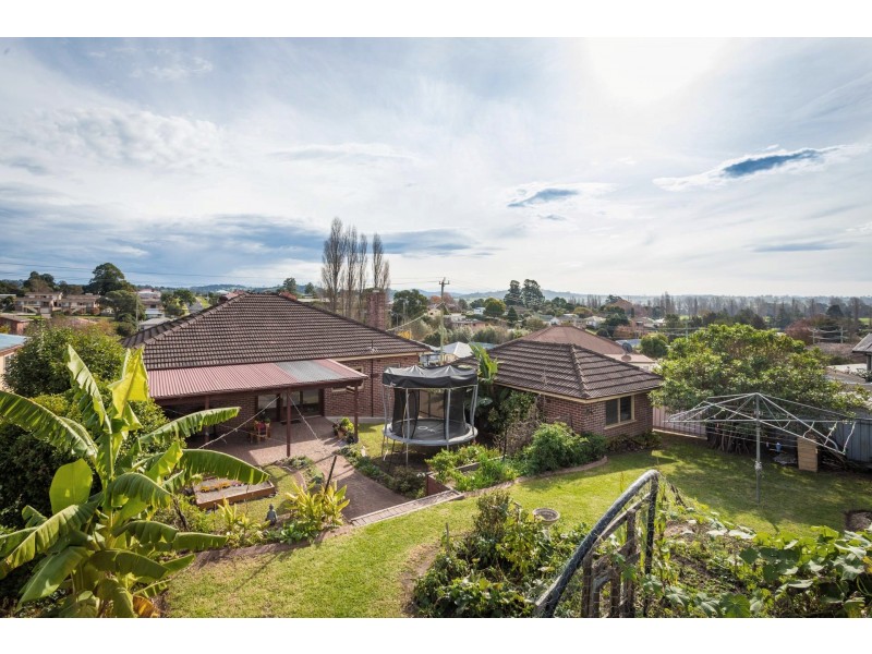 46 Ravenswood St, Bega NSW 2550
