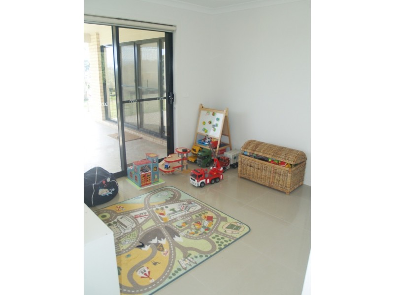 4 Bridle Place, Bega NSW 2550