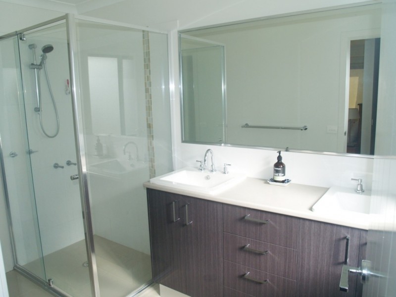 4 Bridle Place, Bega NSW 2550