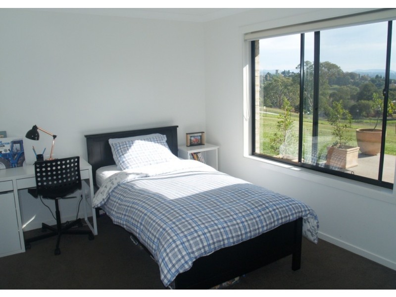 4 Bridle Place, Bega NSW 2550