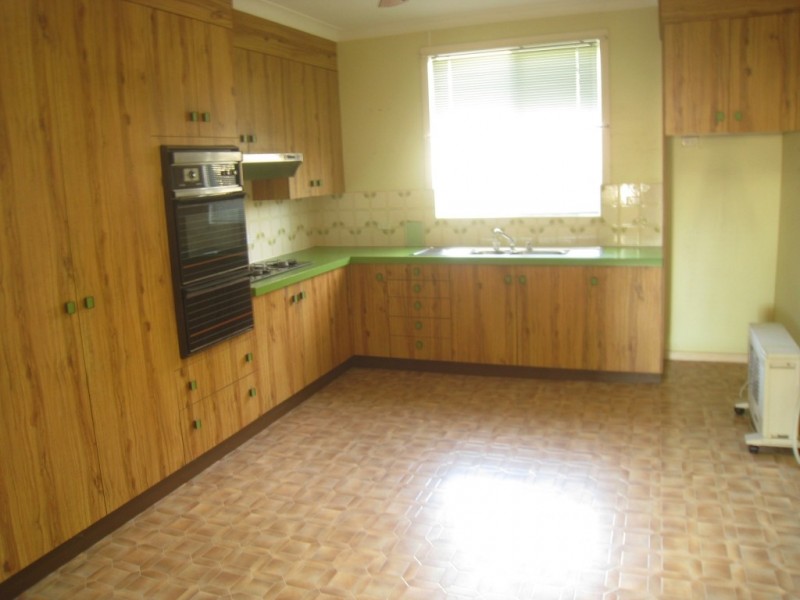 22 Spindler Street, Bega NSW 2550