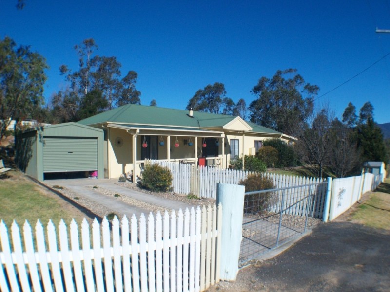 29 Loftus St, Bemboka NSW 2550