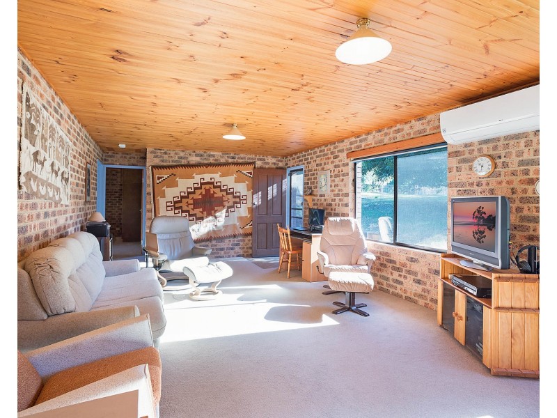 1231 Snowy Mountains Hwy, Bega NSW 2550