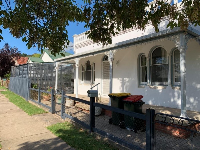 65 Parker St, Bega NSW 2550