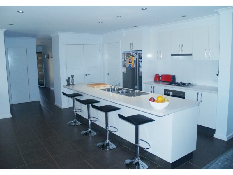 2 Eden St, Wolumla NSW 2550