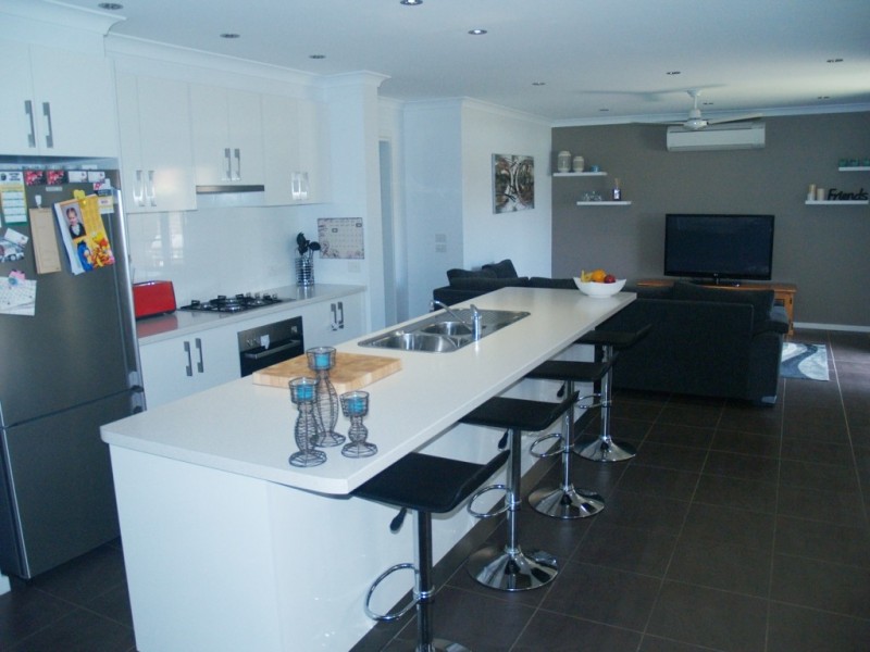 2 Eden St, Wolumla NSW 2550