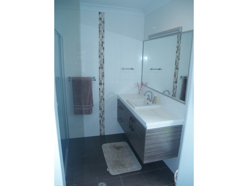 2 Eden St, Wolumla NSW 2550