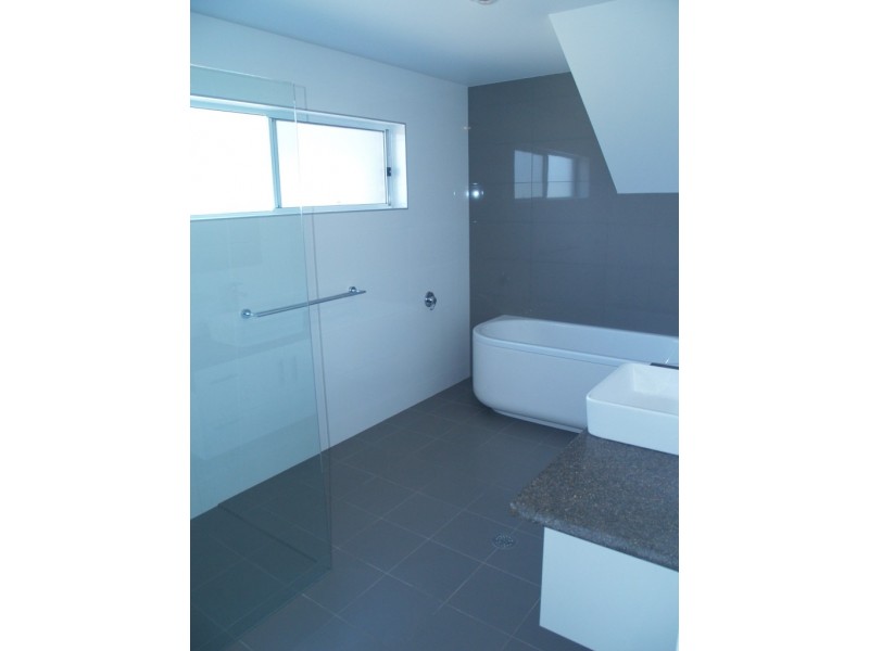 47 Glen Mia Drive, Bega NSW 2550