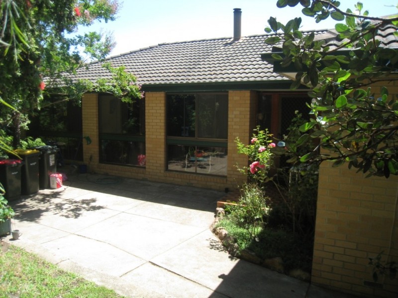 85 Lynjohn Drive, Bega NSW 2550