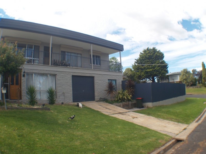 65 Fairview St, Bega NSW 2550