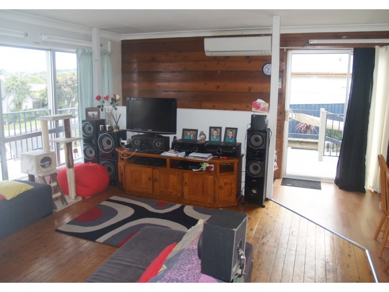 65 Fairview St, Bega NSW 2550