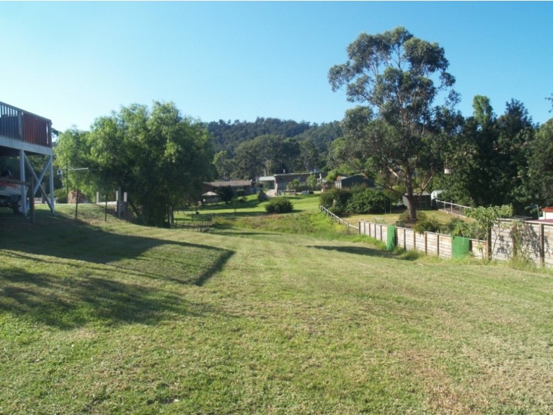 8 Eden St, Wolumla NSW 2550