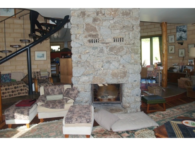 169 Clarkes Rd, Bega NSW 2550