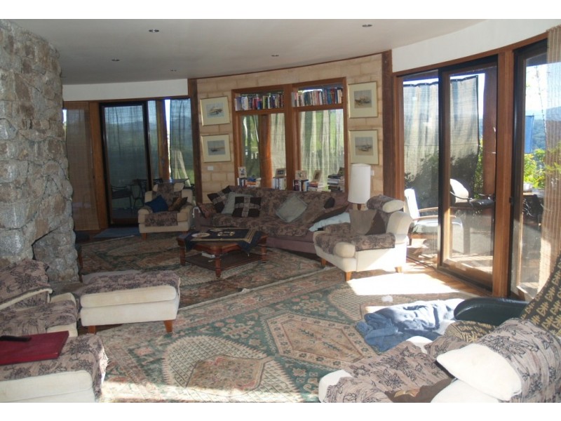 169 Clarkes Rd, Bega NSW 2550