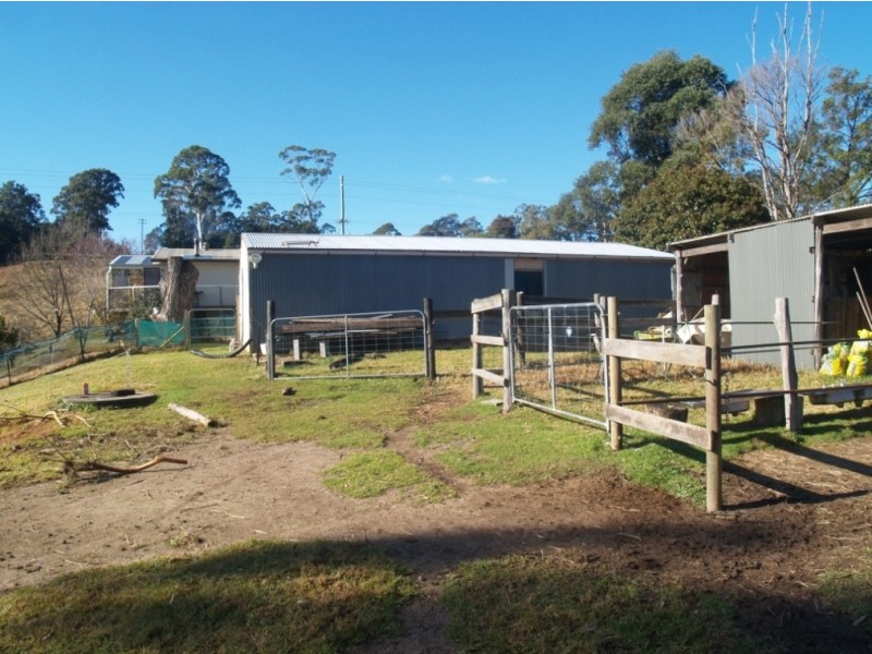 5 McLeods Rd, Brogo NSW 2550