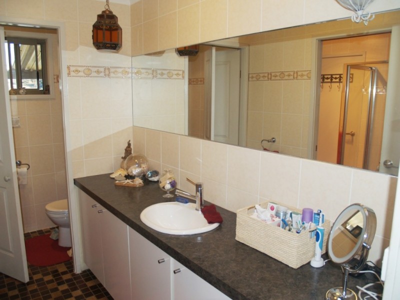 5 McLeods Rd, Brogo NSW 2550