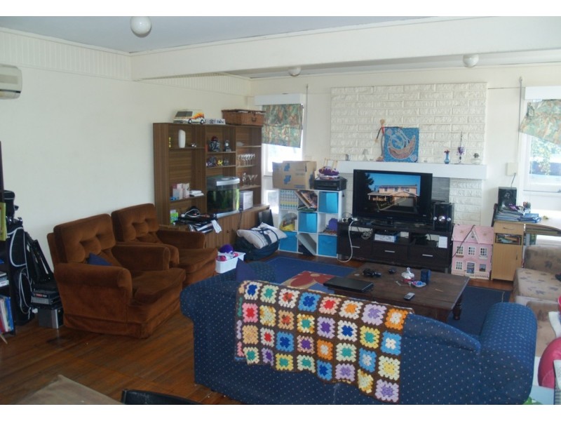 8 Spindler St, Bega NSW 2550