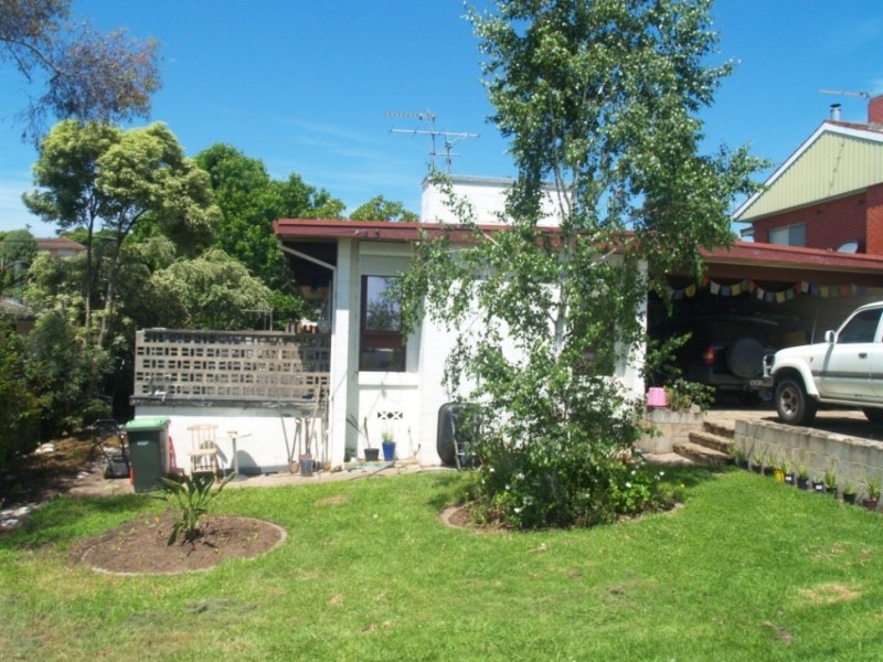 8 Spindler St, Bega NSW 2550