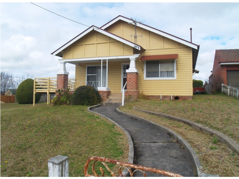 40 Carp St, Bega NSW 2550