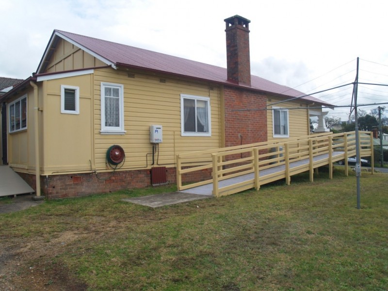 40 Carp St, Bega NSW 2550