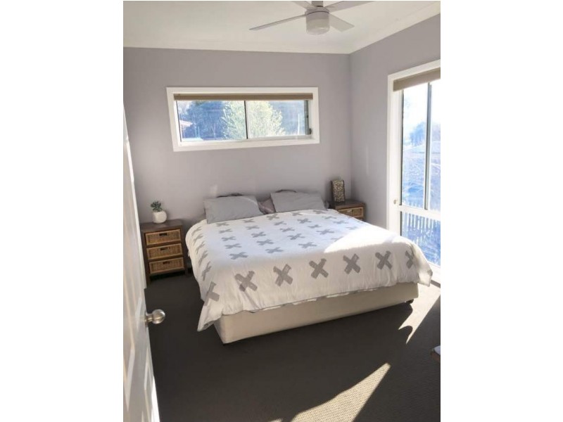 62 Meringo St, Bega NSW 2550