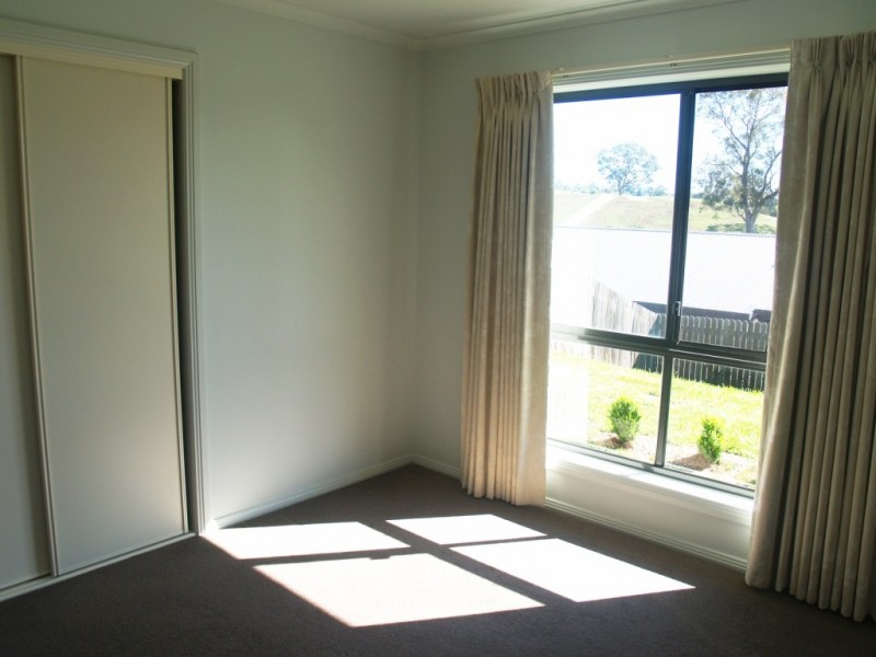 24 Howard Ave, Bega NSW 2550